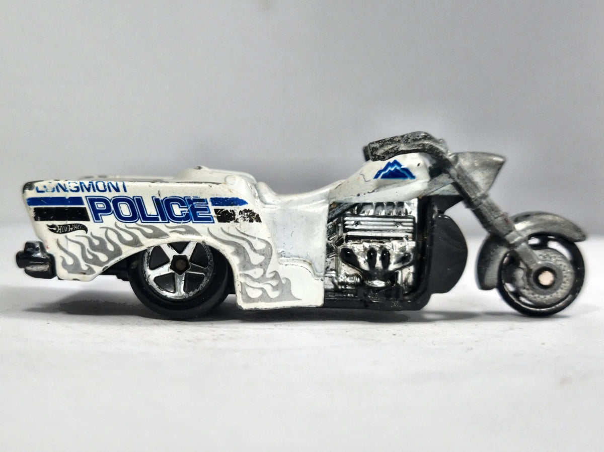 Boss Hoss Cycles Hot Wheels 1:64 Motocykl Luzak Policja Longmont Police – zdjęcie 4
