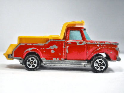 FORD CAMPER, Corgi Juniors, Made in Gt Britain, No.3396/69, Czerwony, 1:64 – zdjęcie 4