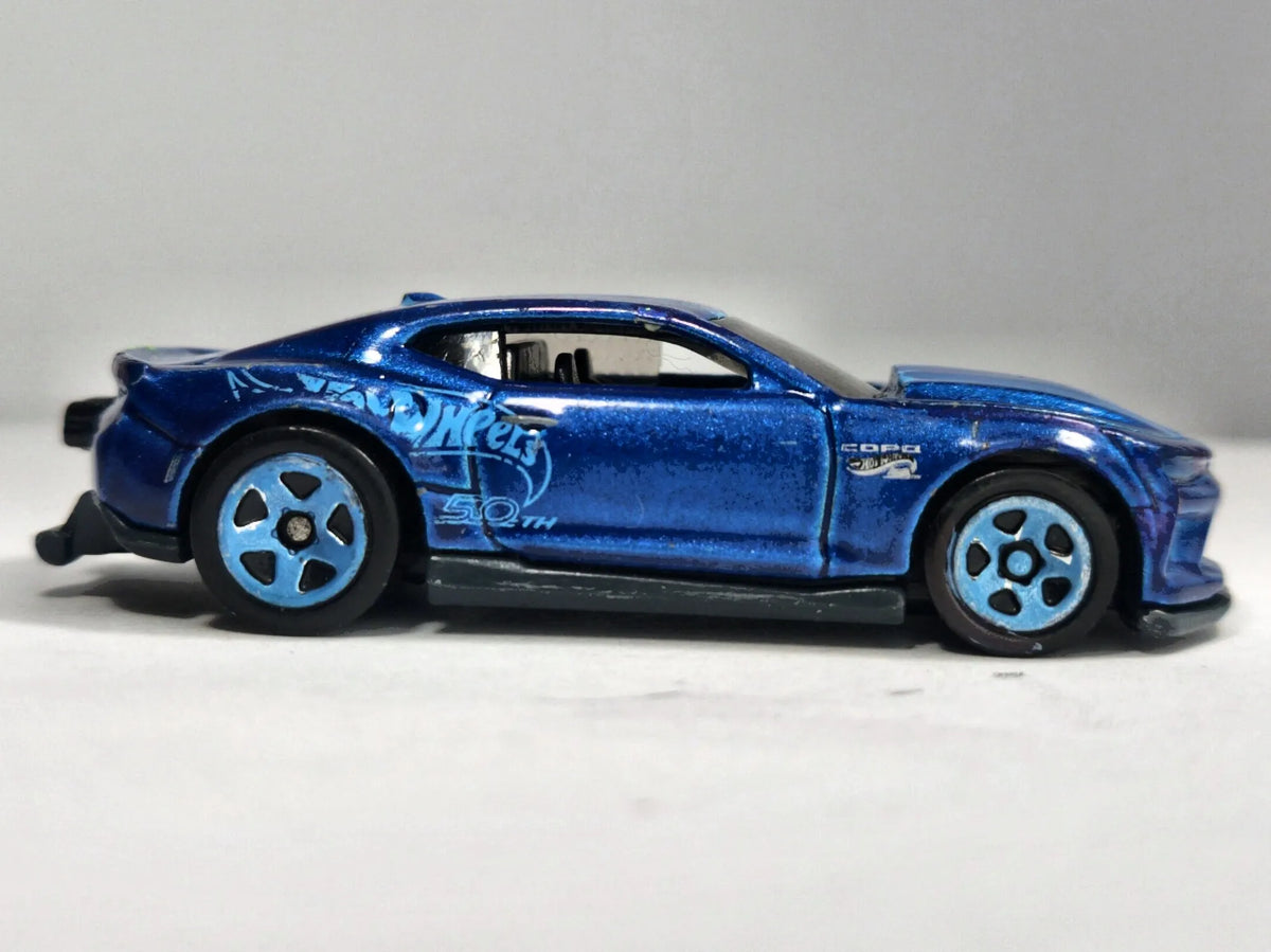2018 COPO CAMARO CUSTOM MODEL Hot Wheels 2018 Niebieski 1:64 – zdjęcie 4