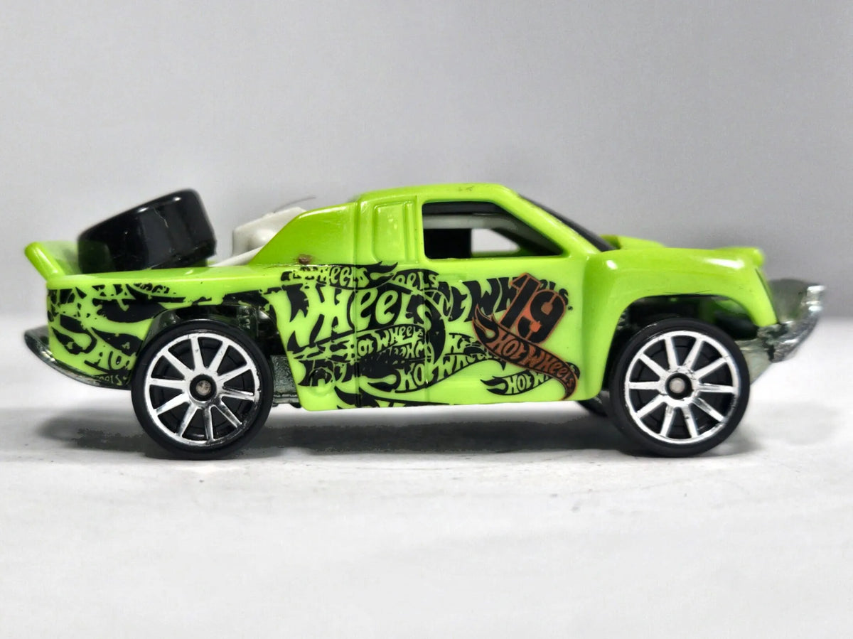 Mega-Duty Hot Wheels 1:64 Pickup Luzak Zielony – zdjęcie 4