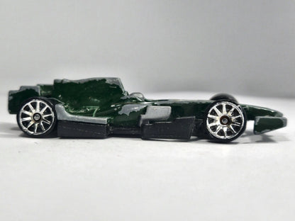 Formuła F1 Racer Hot Wheels 2011 Zielony 1:64 – zdjęcie 4