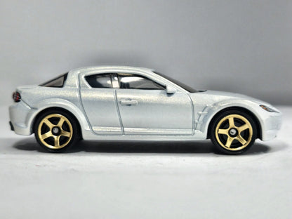 Mazda Rx-8 Matchbox 2022 1:64 Biały – zdjęcie 4