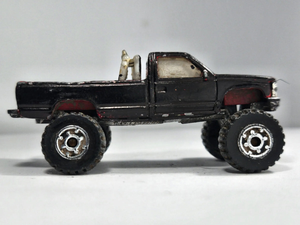 Chevrolet K-1500 Matchbox 1993 1:64 Pickup Luzak Czarny – zdjęcie 4