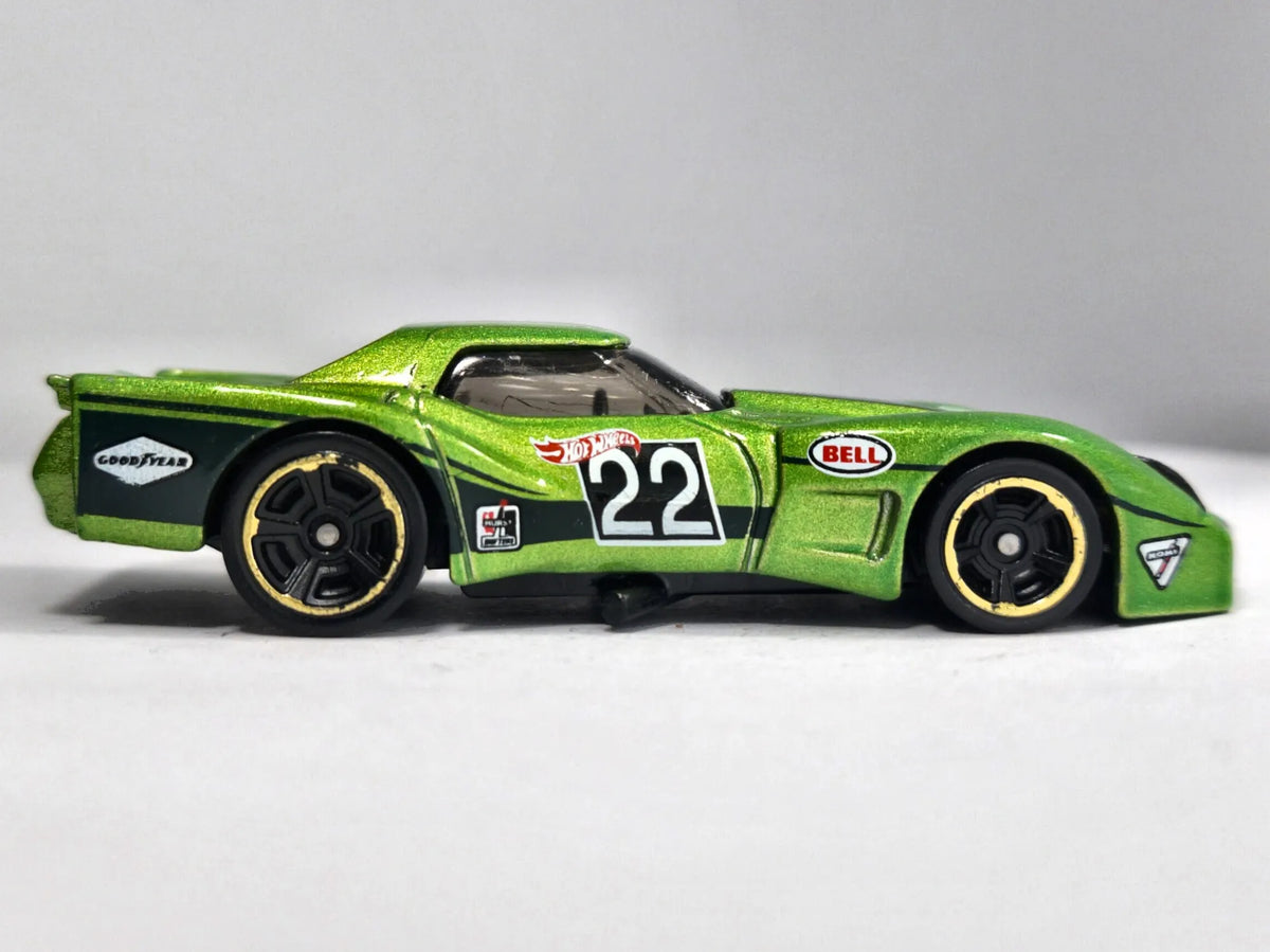Greenwood Corvette Hot Wheels 2012 HW Racing 1:64 BELL Luzak – zdjęcie 4