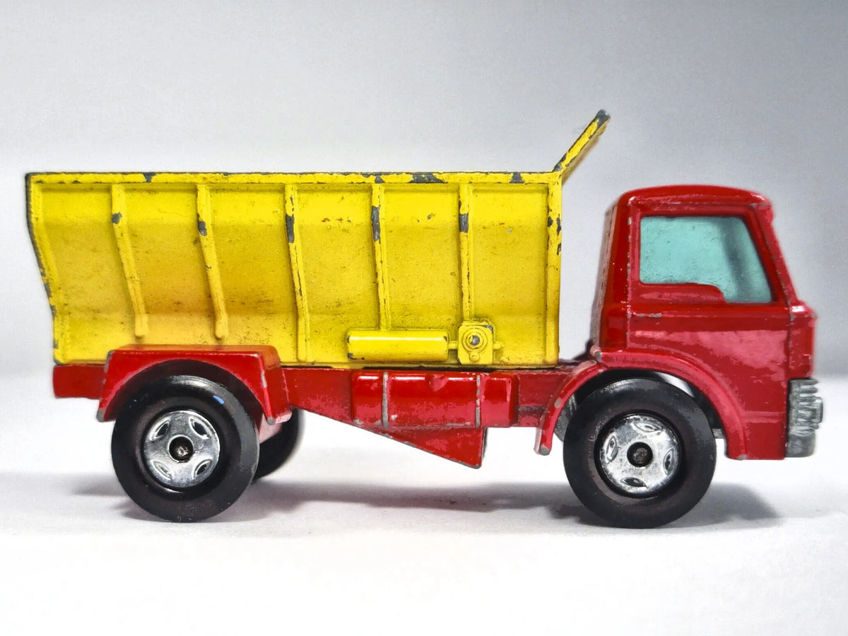GRIT SPREADER Matchbox '70 Czerwony 1:64 Made in England – zdjęcie 4