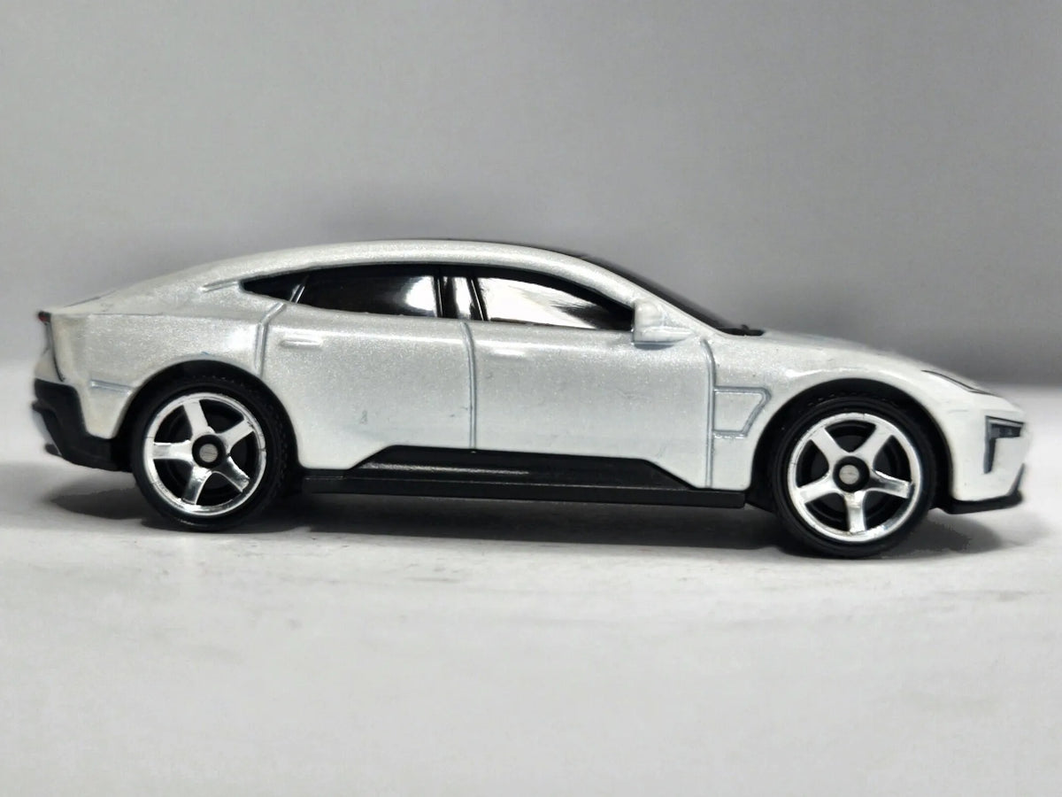 Polestar 5 Matchbox 2024 Matchbox Series 1:64 Biały Samochód osobowy – zdjęcie 4