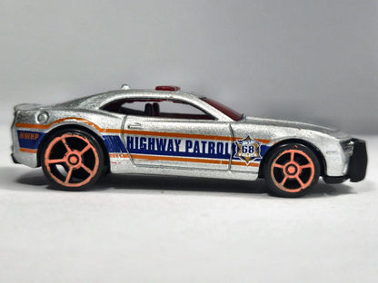 '10 CHEVROLET CAMARO SS POLICE, Hot Wheels 2015 Die cast T9579 Srebrny 1:64 – zdjęcie 4
