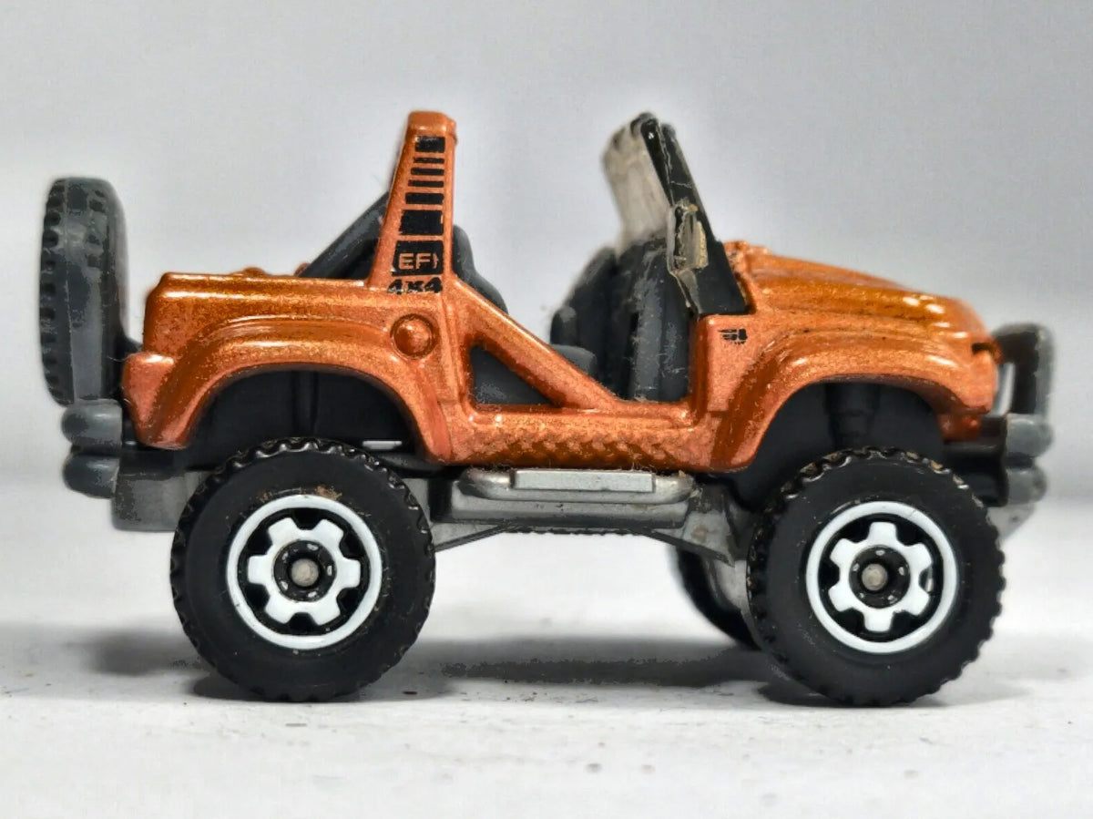 Cliff Hanger Matchbox 2002 Mainline 1:64 Buggy Luzak Miedziany – zdjęcie 4