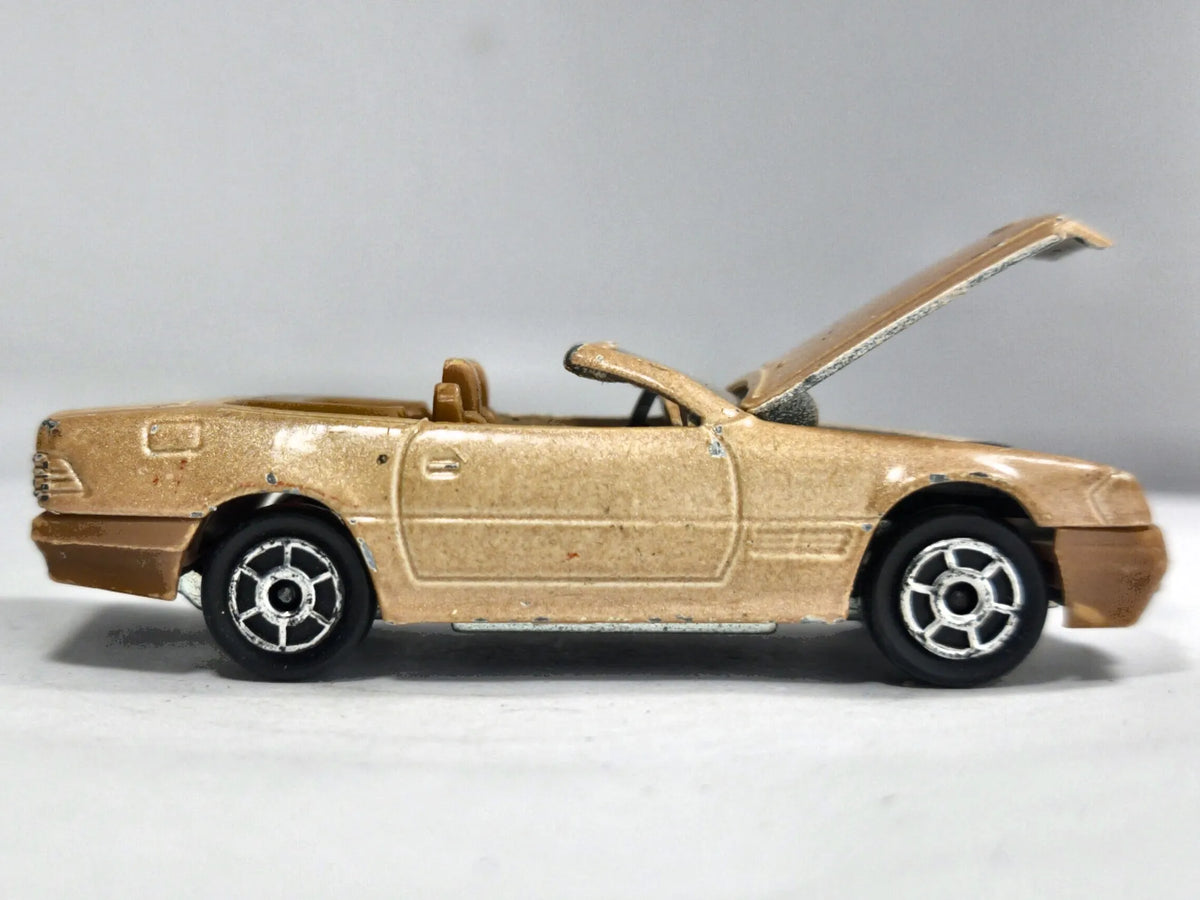 Mercedes 500 SL Majorette 1:58 Made in France Luzak Złoty 2xMetal – zdjęcie 4