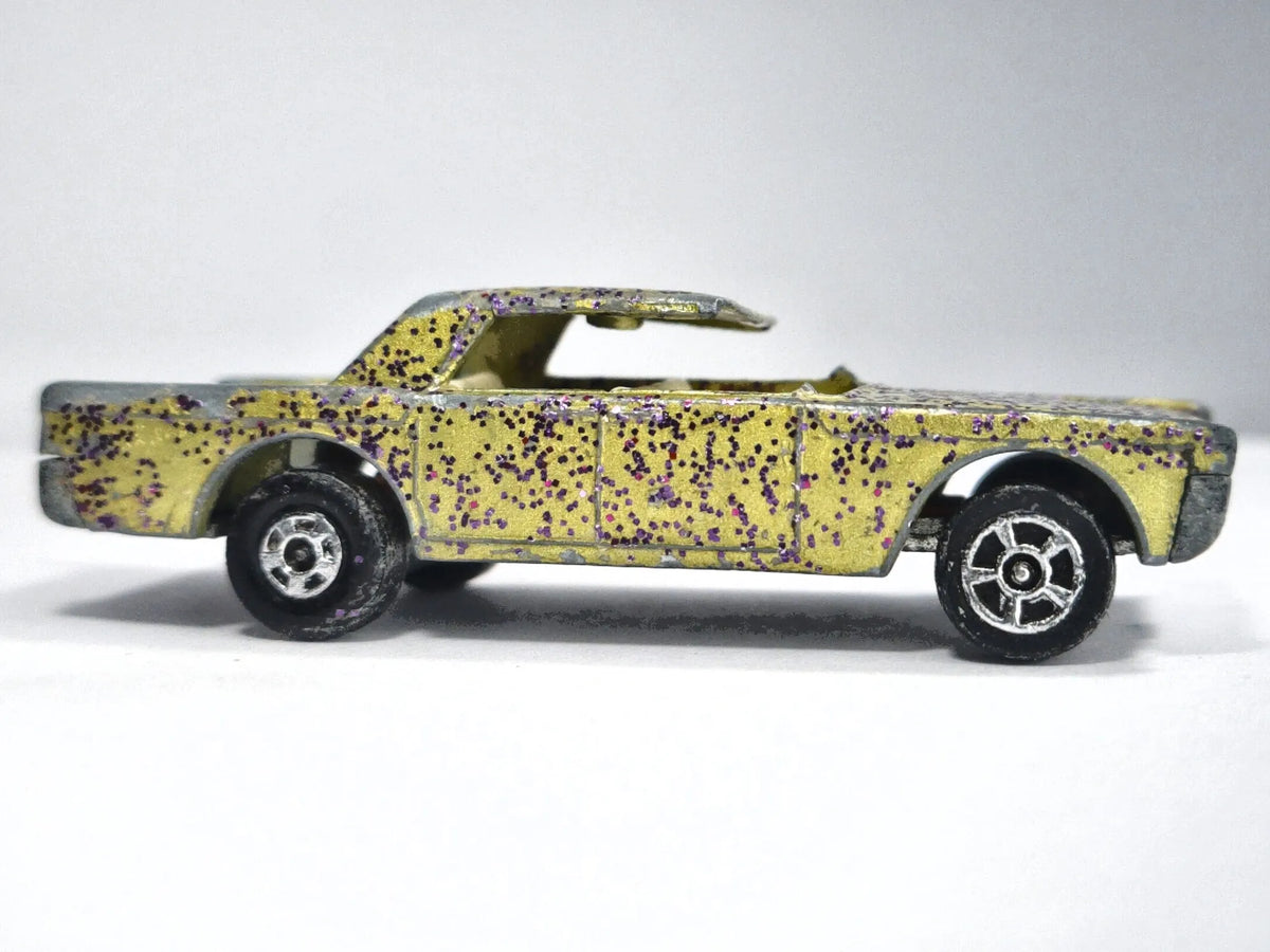 LINCOLN CONTINENTAL, Matchbox, Made in England, Die cast 3, 1:64, Resoraki – zdjęcie 4
