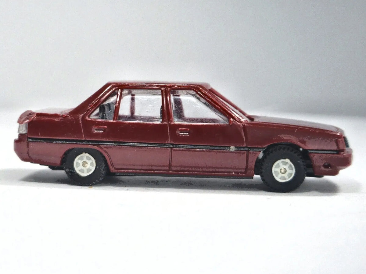 1981 MITSUBISHI GALANT, Směr, Die cast, Bordowy, 1:87, Resoraki – zdjęcie 4