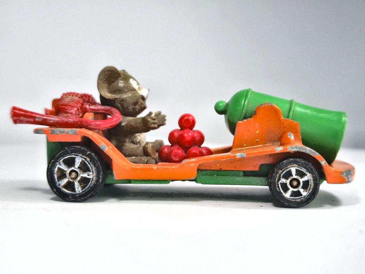 TOM & JERRY Cannon Go-Cart, Corgi 1970 Made in Gt Britain Pomarańczowy 1:64 – zdjęcie 4