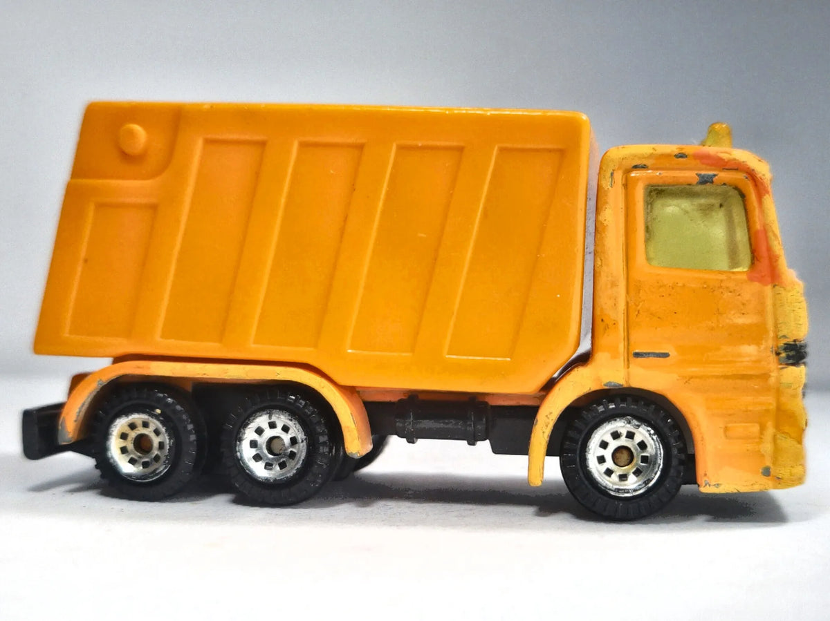 CIĘŻARÓWKA jak MERCEDES, Śmieciarka, Siku, Die cast Pomarańcz 1:87 Resoraki – zdjęcie 4