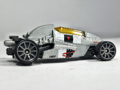 2 Jet Z Hot Wheels 2013 HW Racing 1:64 Formula E Luzak Srebrny – zdjęcie 4