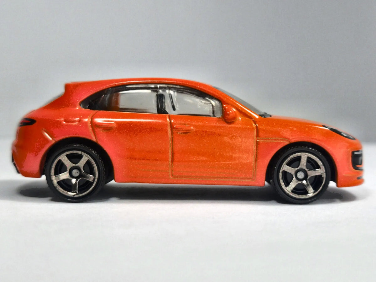 PORSCHE MACAN, Matchbox 2022, Die cast MB1367, Pomarańczowy, 1:64, Resoraki – zdjęcie 4