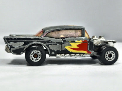 '57 Chevy Matchbox 1979 Superfast 1:64 Hot Rod Luzak Czarny – zdjęcie 4