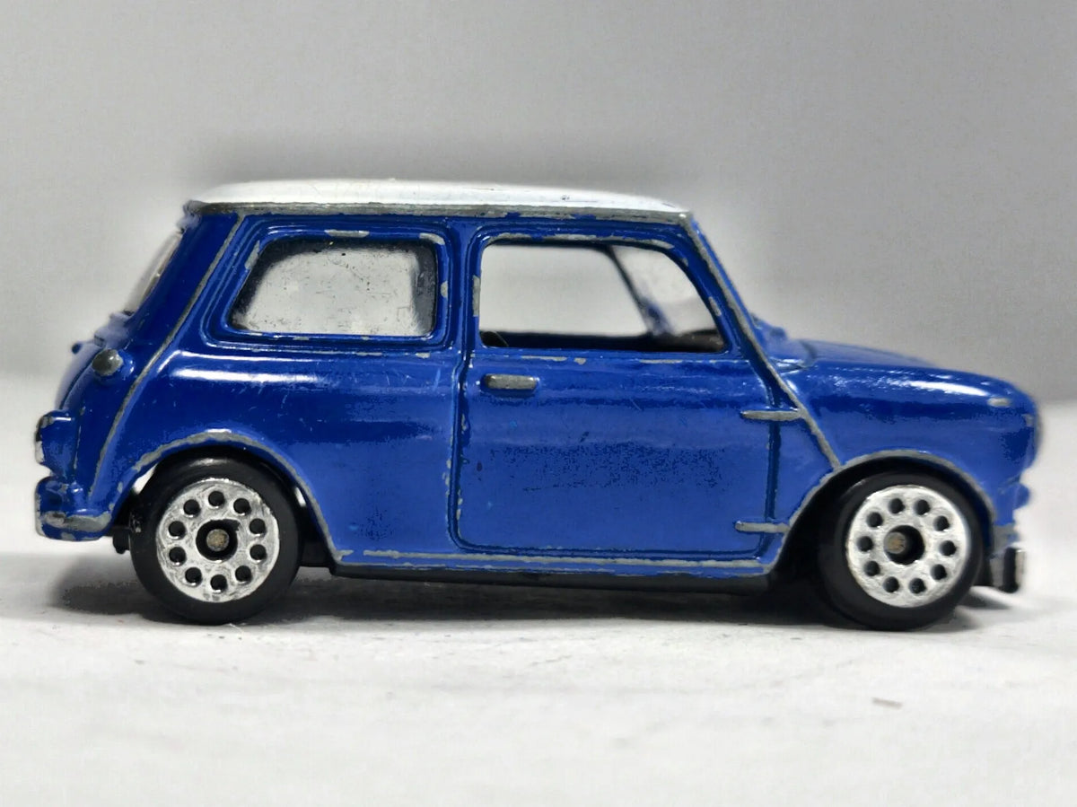 Mini Cooper Motor Max 1:43 Luzak Niebieski – zdjęcie 4