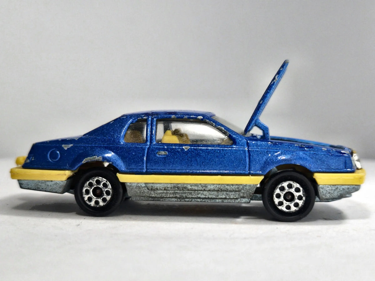 FORD THUNDERBIRD Majorette '70 Niebieski 1:67 Made in France – zdjęcie 4
