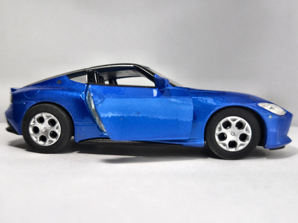 NISSAN Z Welly 2023 Niebieski 1:34 – zdjęcie 4