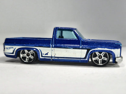 '83 CHEVY SILVERADO, Hot Wheels 2007, Die cast 1126 MJ 1 NL, Niebieski – zdjęcie 4