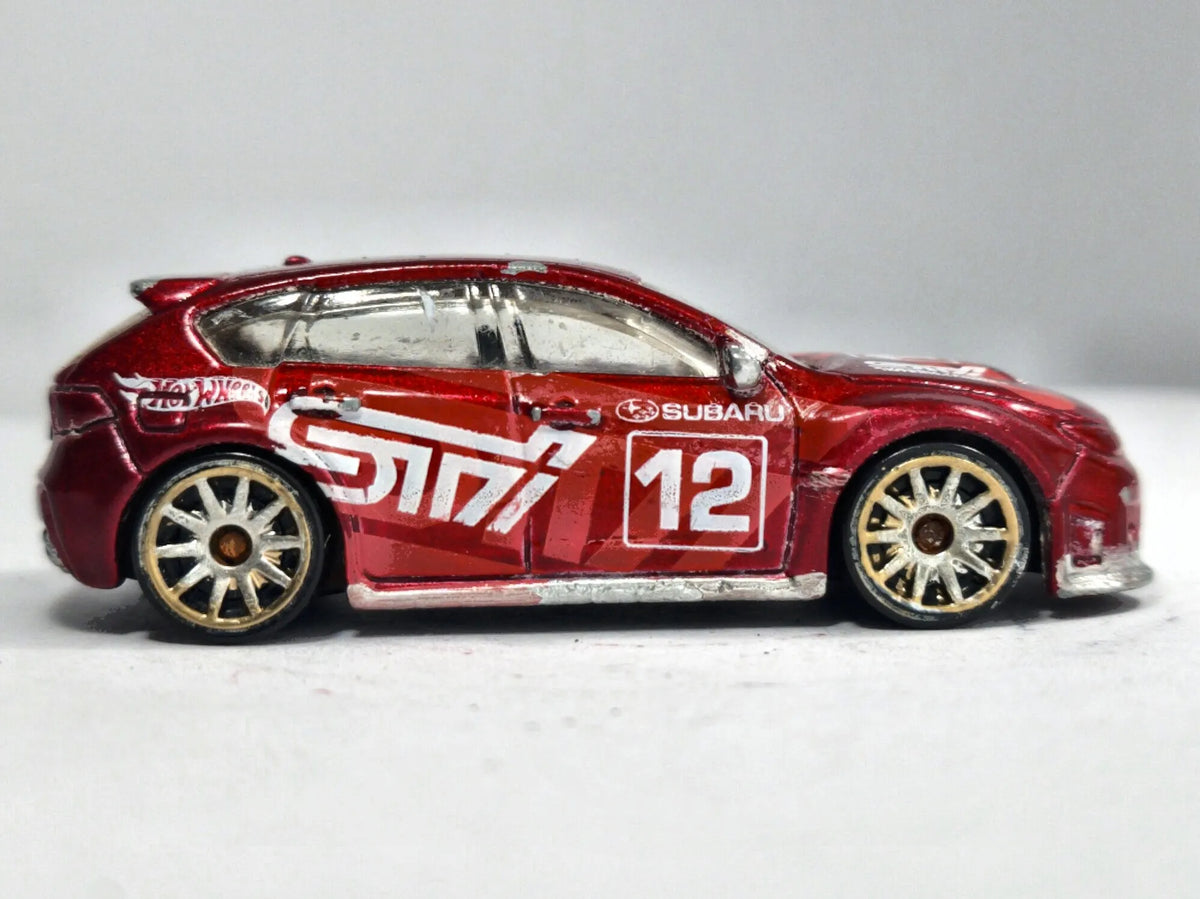 Subaru Impreza WRX STi Hot Wheels 2001 1:64 12 Luzak Bordowy – zdjęcie 4