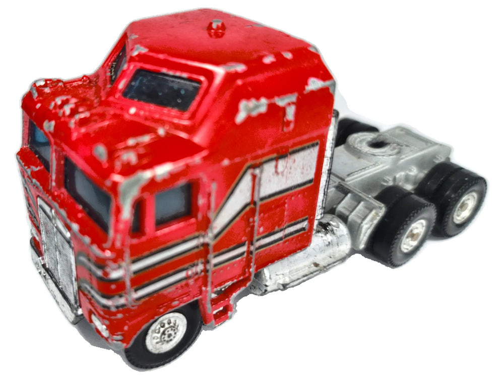 Ciągnik Siodłowy Kenworth K100 Aerodyne Yatming Czerwony 1:64