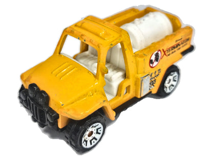 FOAM FIRE TRUCK, BUG TERMINATOR, Matchbox 2001 Die cast Żółty 1:64 Resoraki