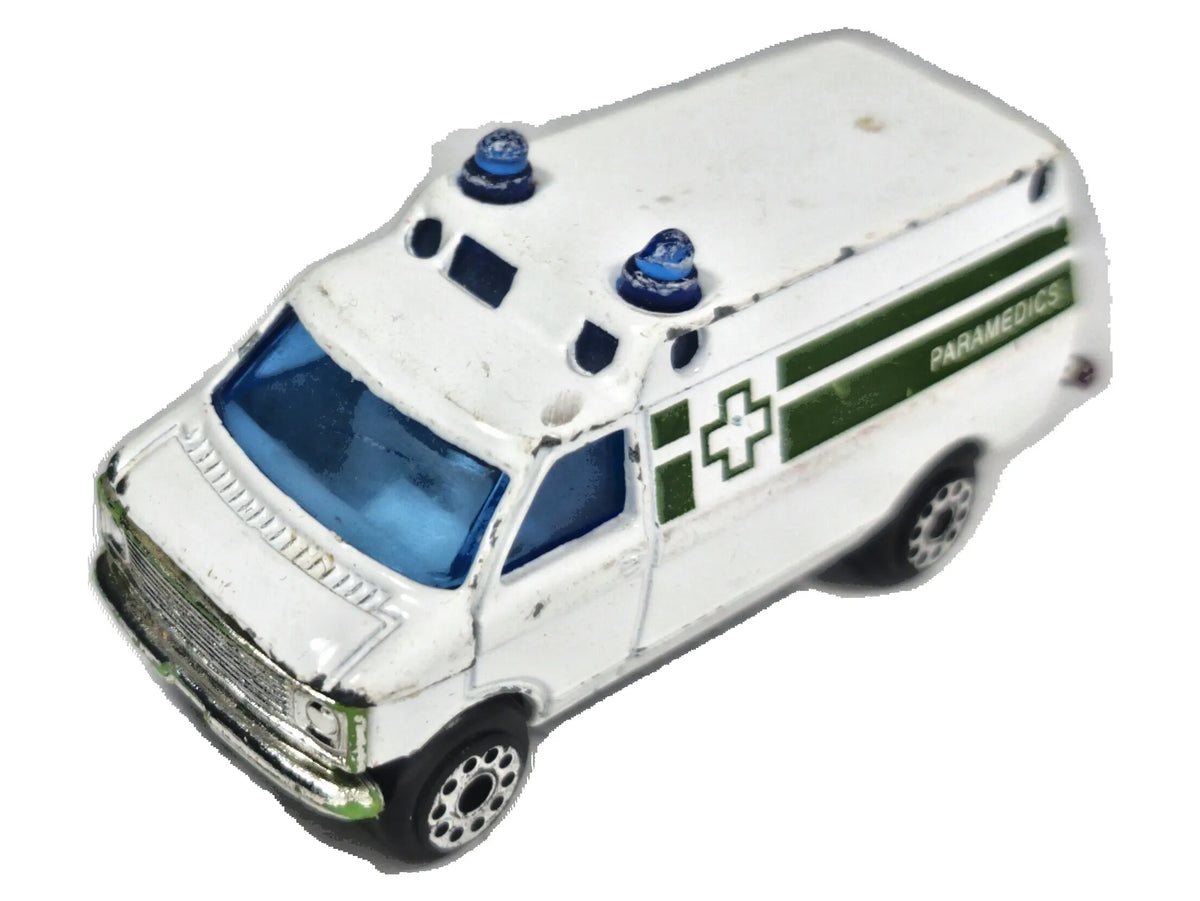P346 Chevrolet G20 Ambulance Zylmex 1976 Superfast Pogotowie ratunkowe