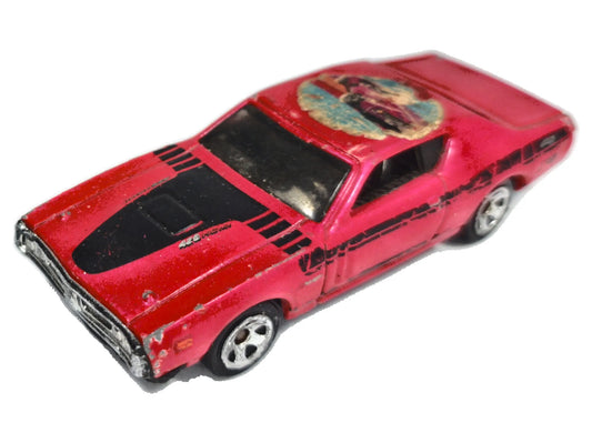 1971 Dodge Charger Hot Wheels 2009 1:64 Luzak Różowy Muscle Car