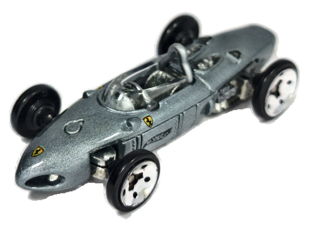 FERRARI 156 Hot Wheels 2000 Srebrny 1:64 2xMetal