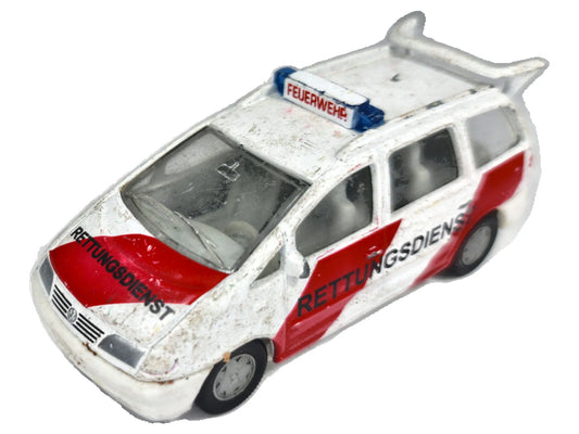 Volkswagen Shara SIKU 1:49 Bus RETTUNGSDIENST Pogotowie ratunkowe Ambulans