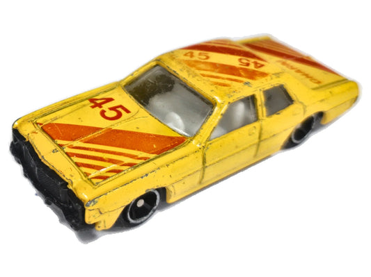 Ford Torino Gt Summer 1:64 45 Luzak Żółty Vintage Model