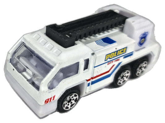 Wóz Ratowniczy 1:64 Wóz strażacki POLICE Luzak Biały
