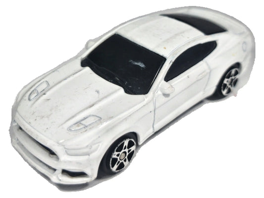 2015 FORD MUSTANG GT, Maisto 2015, Die cast 11803, Biały, 1:50, Resoraki