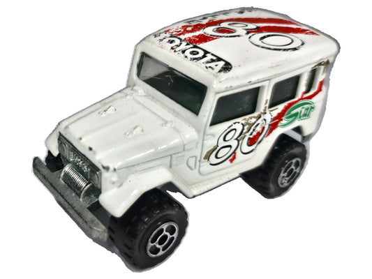 4X4 TOYOTA Majorette '70 Biały 1:64 Made in France