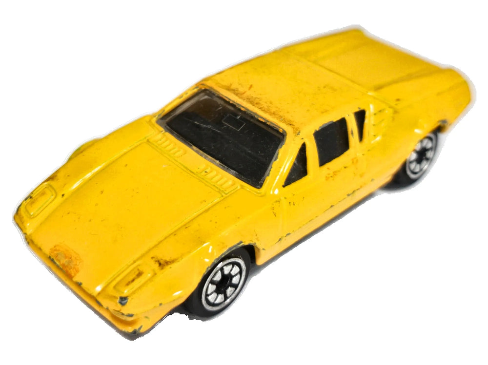 De Tomaso Pantera Vintag Welly Żółty 1:59