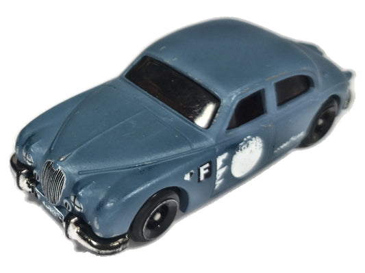 Jaguar Mk1 Hot Wheels 2023 Retro Racers 1:64 8 Luzak Niebieski