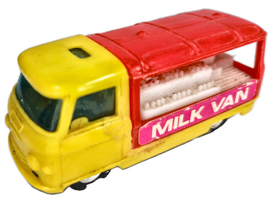 MILK VAN Petrel '80 Żółty 1:36 Vintage Model