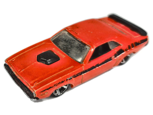 '71 Dodge Chellenger Hot Wheels 1975 Flying Colors 1:64 Luzak Muscle Car