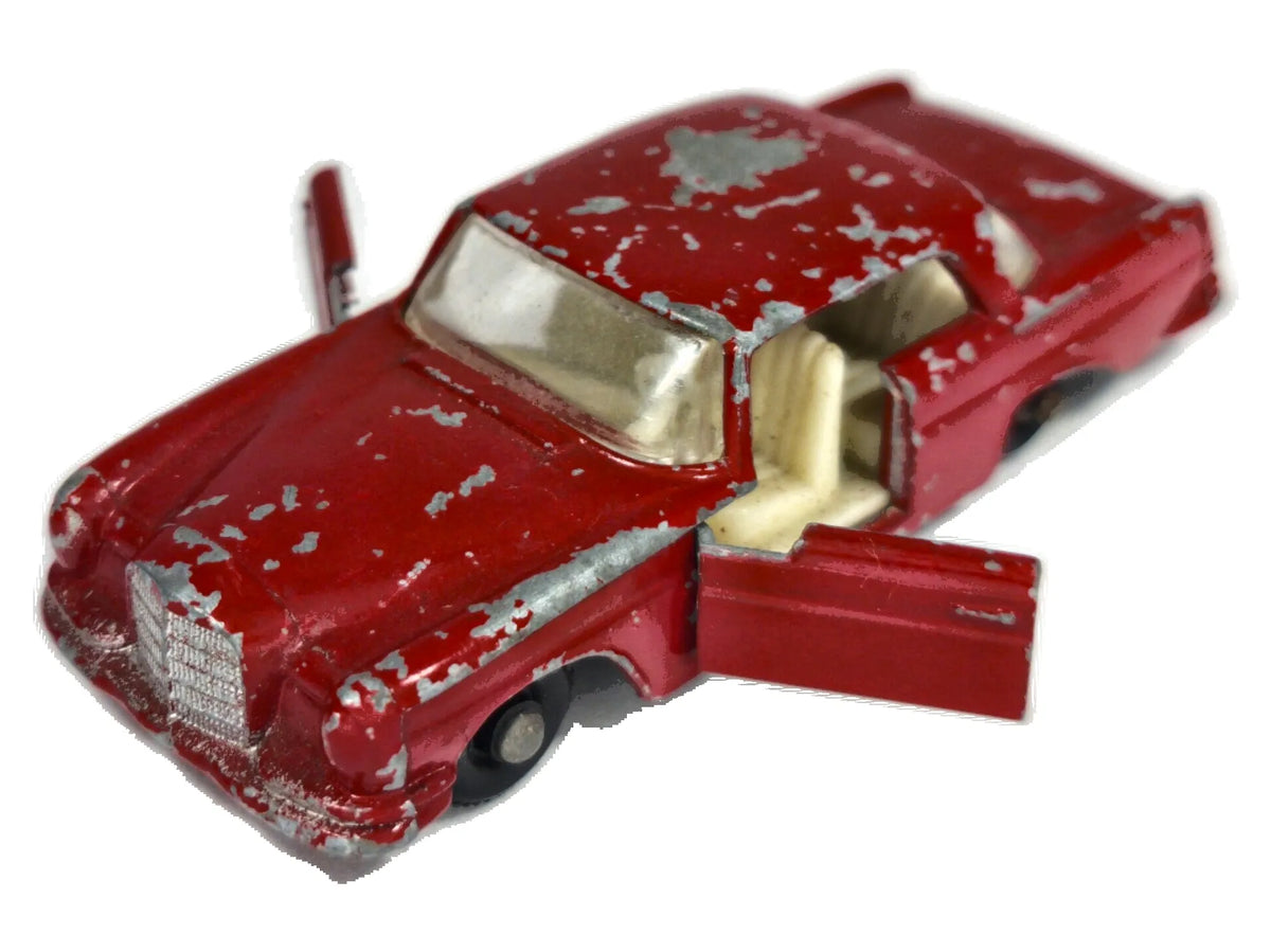 MERCEDES-BENZ 220 S.E Matchbox '60 Czerwony 1:67 Made in England