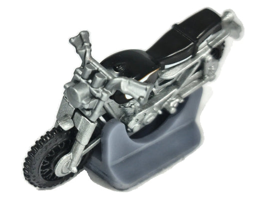 Ducati Scrambler Hot Wheels Indiana Jones 1:64 Motocykl Srebrny Off-Road