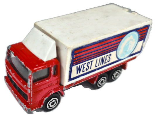 Volvo F12 Majorette 1:64 WEST LINES Luzak Czerwony