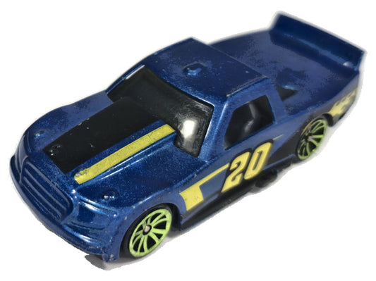 Jak Dodge RAM 1500 1:64 Pickup 20 Luzak Niebieski
