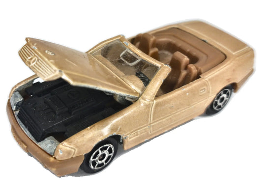 Mercedes 500 SL Majorette 1:58 Made in France Luzak Złoty 2xMetal