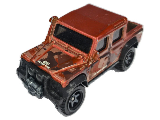 Land Rover Defender 110 Double Hot Wheels 2017 HW Hot Trucks 1:64 Pickup