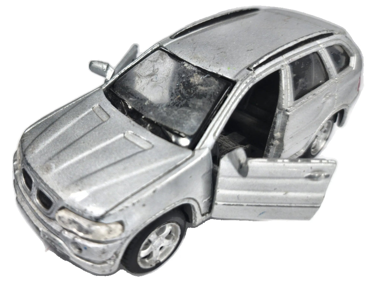BMW X5 Maisto Srebrny 1:42