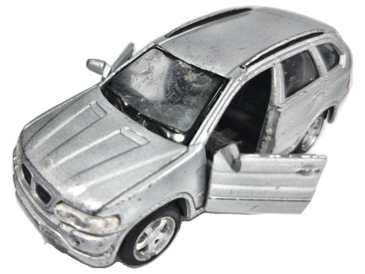 BMW X5 Maisto Srebrny 1:42