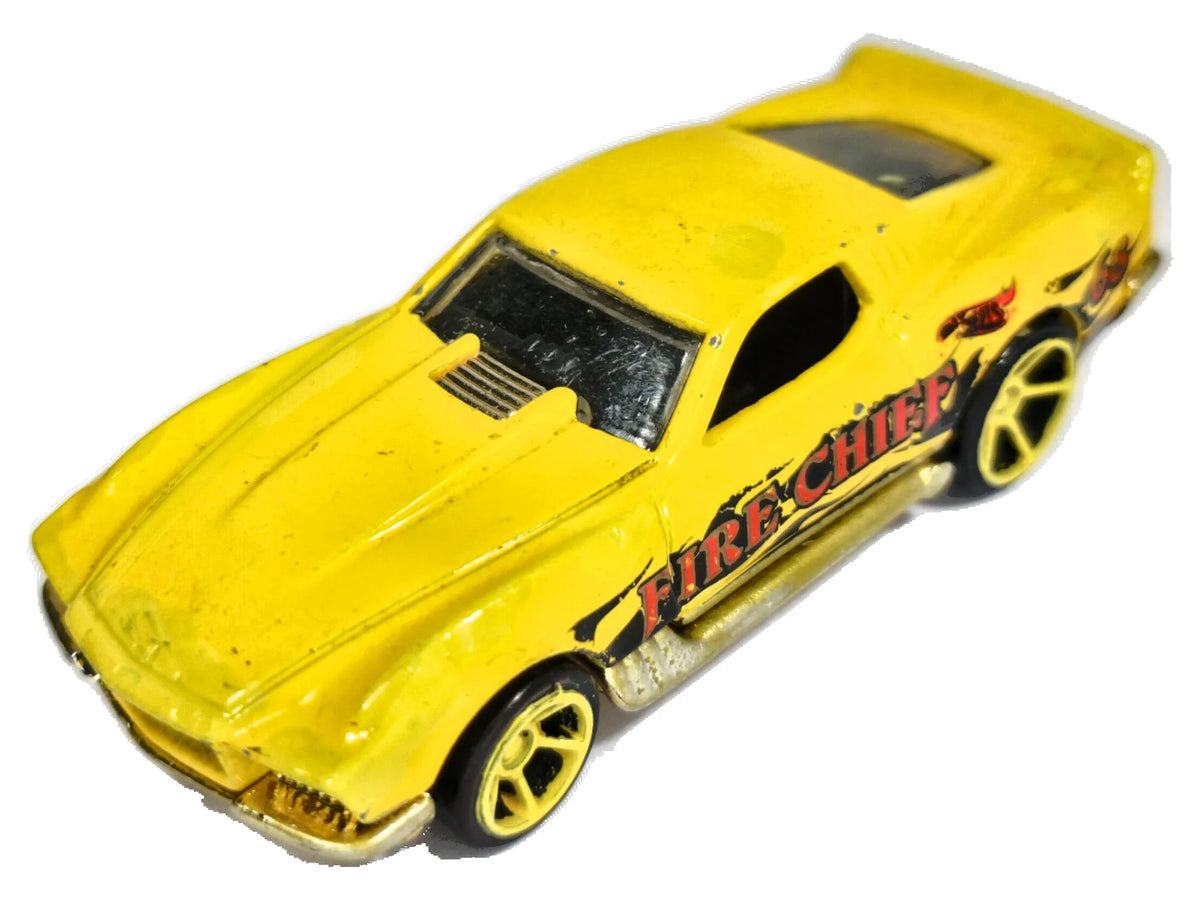 BLVD BRUISER FIRE CHIEF CUSTOM MODEL Hot Wheels 2010 Żółty 1:64