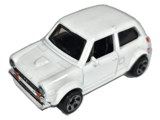 CUSTOM '70 HONDA N600 Mainline Hot Wheels 2020 Biały 1:64