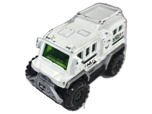 Arctic Thunder Matchbox 2017 1:64 M.U.S.T. Luzak Biały